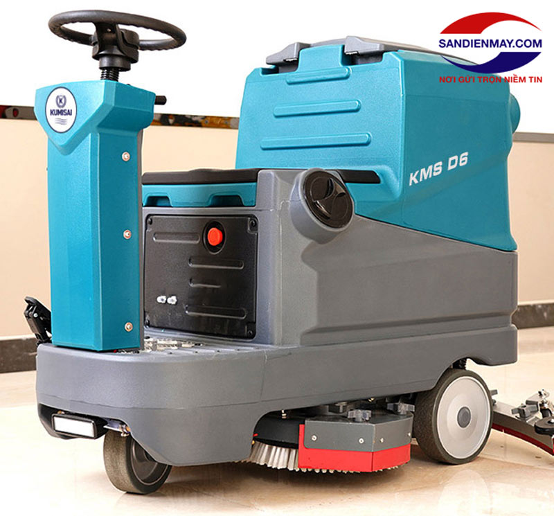 Máy chà sàn công nghiệp Kumisai KMS D6 có thiết kế tiện ích